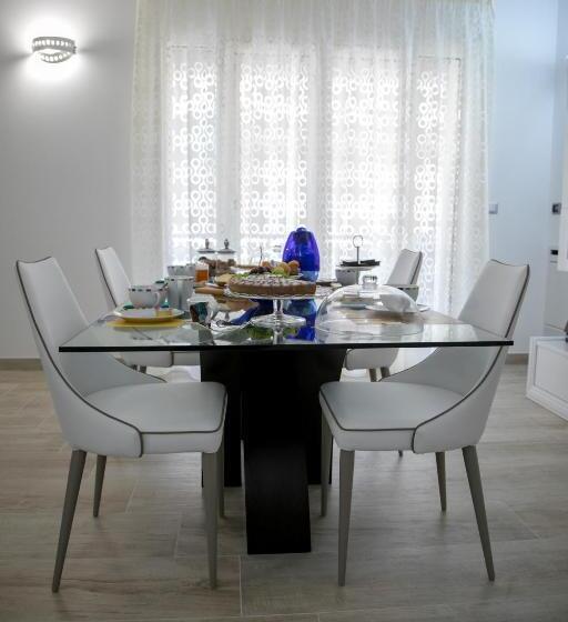 تختخواب و صبحانه Luna D Arte