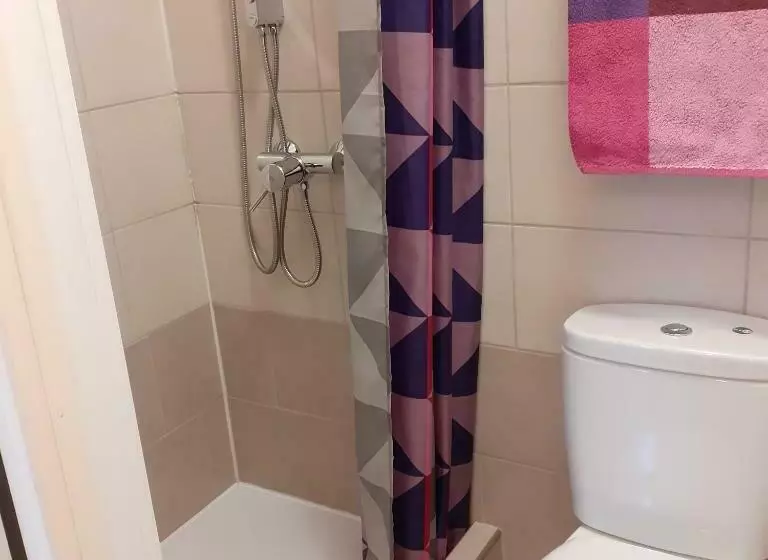 Aamiaismajoitus (B&B) Maison De La Loue