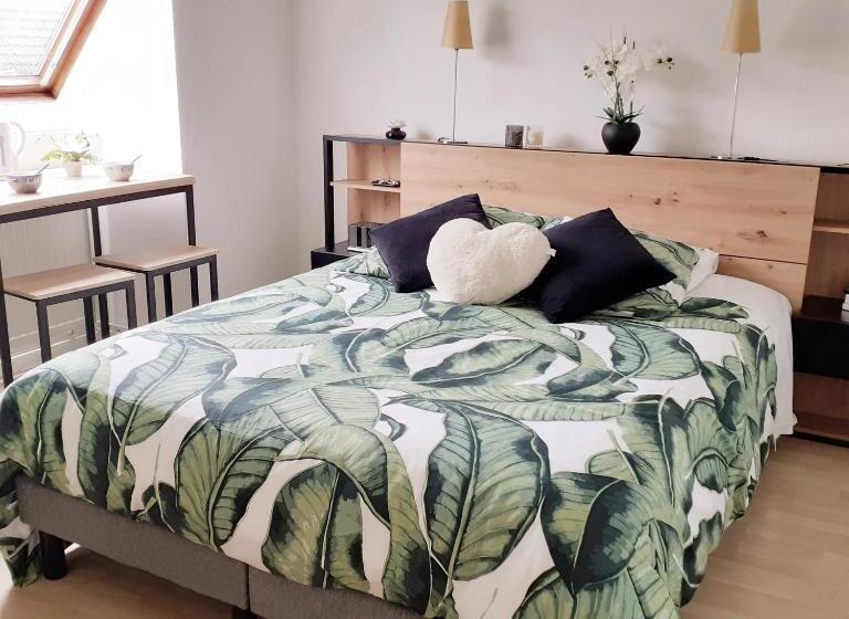 ベッドアンドブレックファースト Maison De La Loue