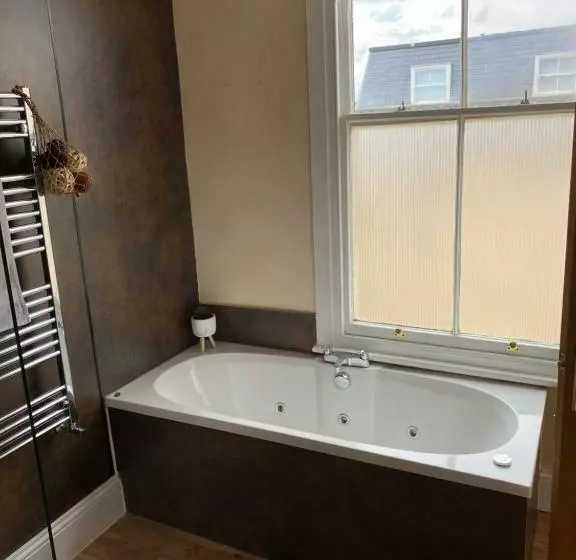 Hotelli The Victoria