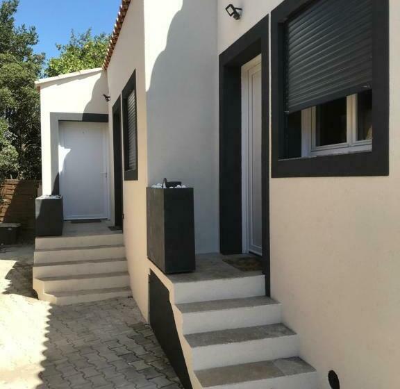 פנסיון Beach House