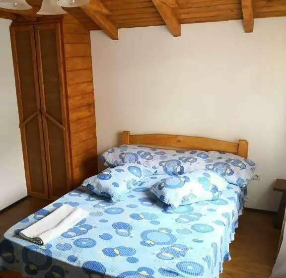 Majatalo Casa De Vacanta Aurelia