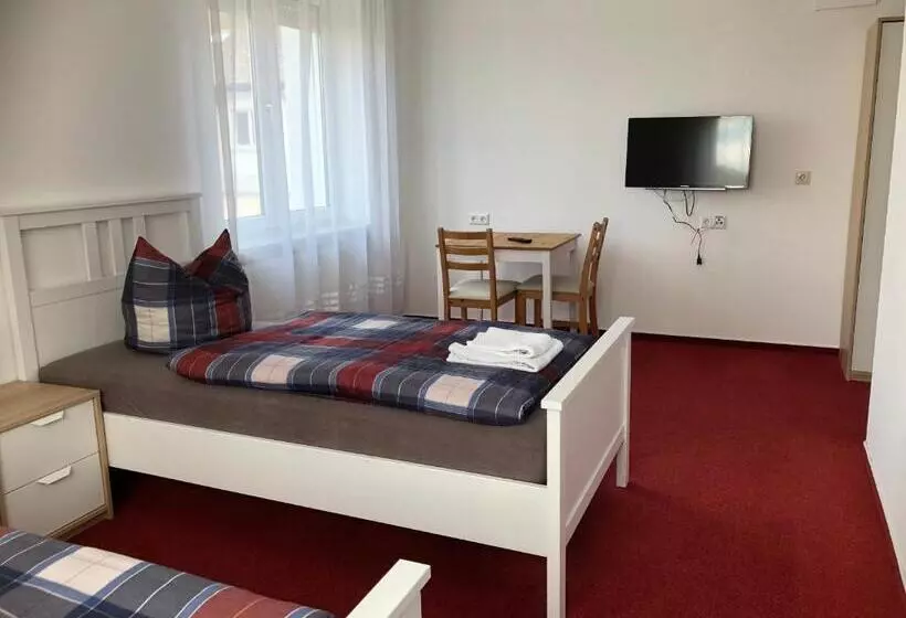 Majatalo Jimmy Gastronomie & übernachtung