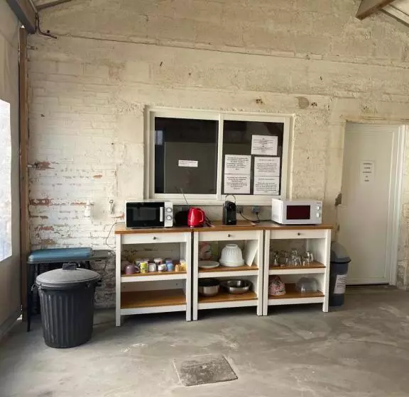 Majatalo Le Rayon De Soleil