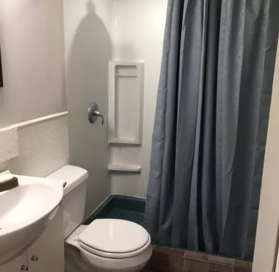 The Calgary Hub Hostel Style Home