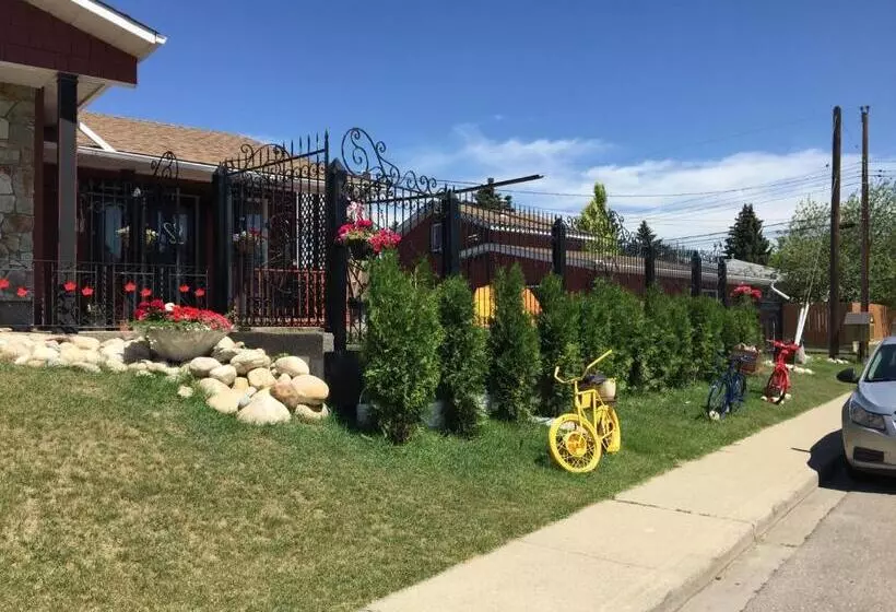 The Calgary Hub Hostel Style Home