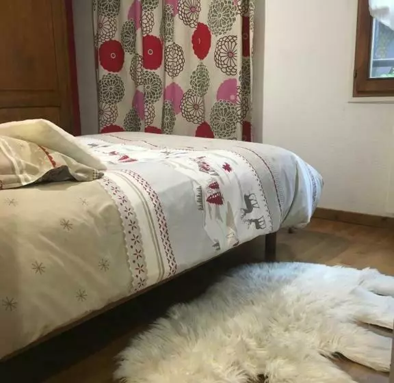 ベッドアンドブレックファースト Au Merlenchanteur