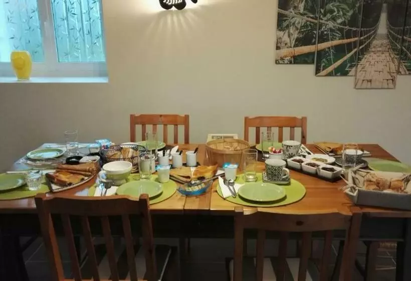 Aamiaismajoitus (B&B) Chambres D Hotes Ti Ar Raniged