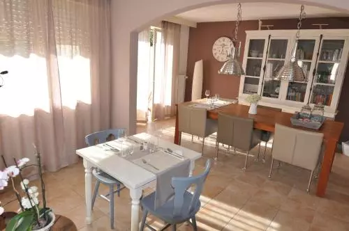 Aamiaismajoitus (B&B) Chambres Et Table D Hotes Vie La Vie