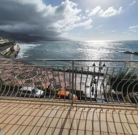 住宿加早餐  Il Molo Camere Per Vacanze