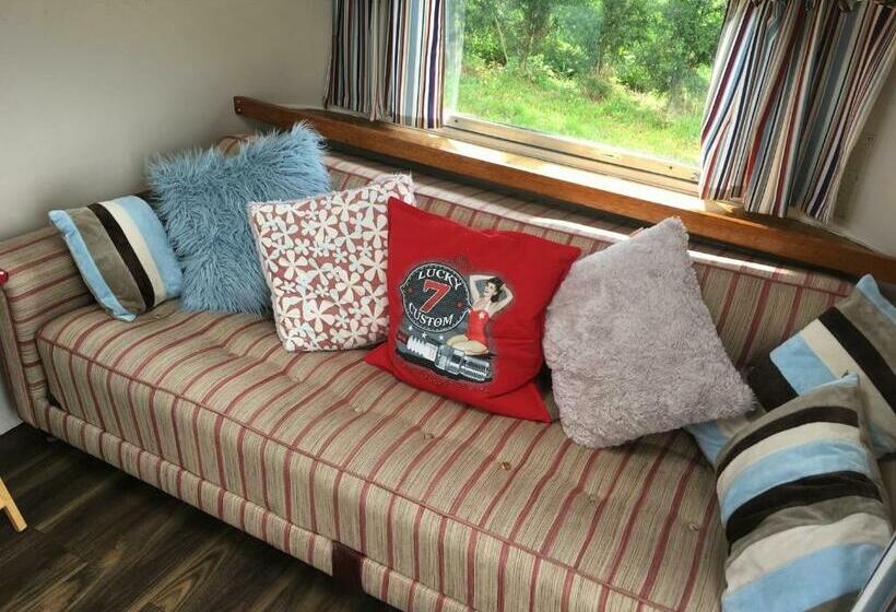 Hotel Ludlow Vintage Airstream