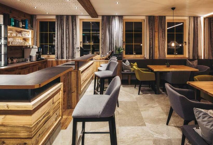 پانسیون Alpenheimat Laurschhof