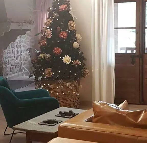 Pension Lastias