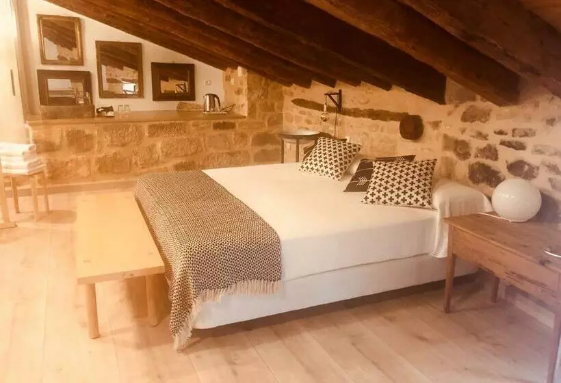 Pension Lastias