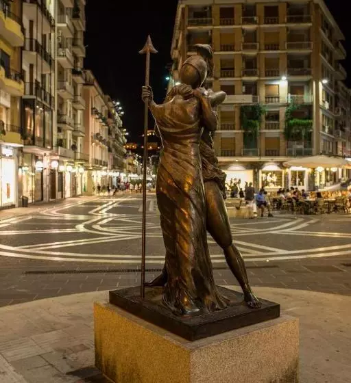 پانسیون Le Affacciate Bruzie Home Guest House