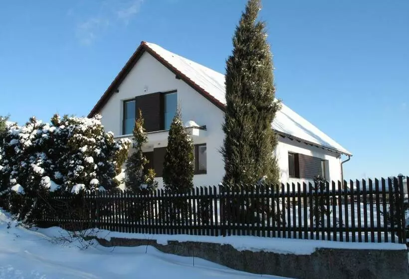 Vila Poule