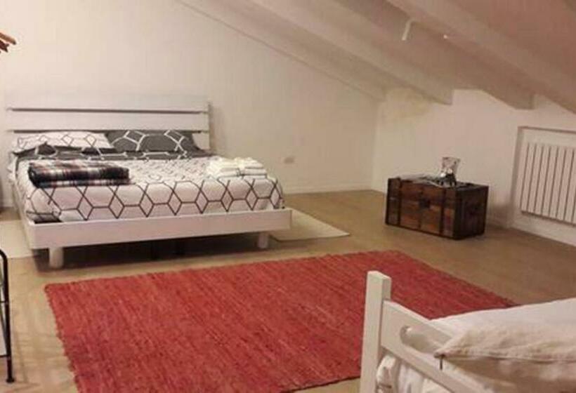 La Casetta Ferrara B&b