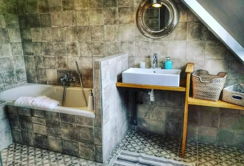 ベッドアンドブレックファースト Le Moulin De Corneil