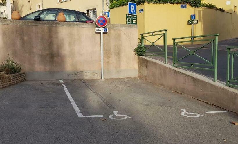 مبيت وإفطار Les Tournesols