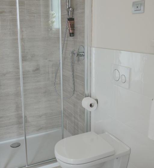 تختخواب و صبحانه Menta E Rosmarino Rooms