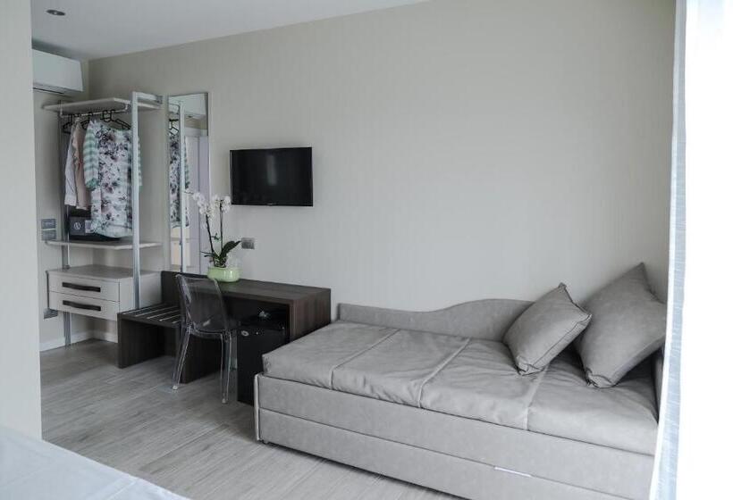 تختخواب و صبحانه Menta E Rosmarino Rooms