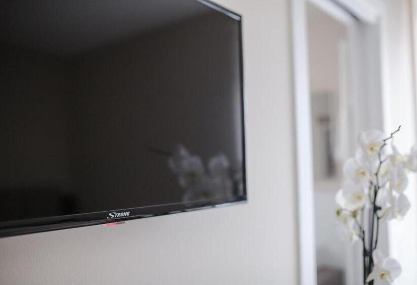 تختخواب و صبحانه Menta E Rosmarino Rooms