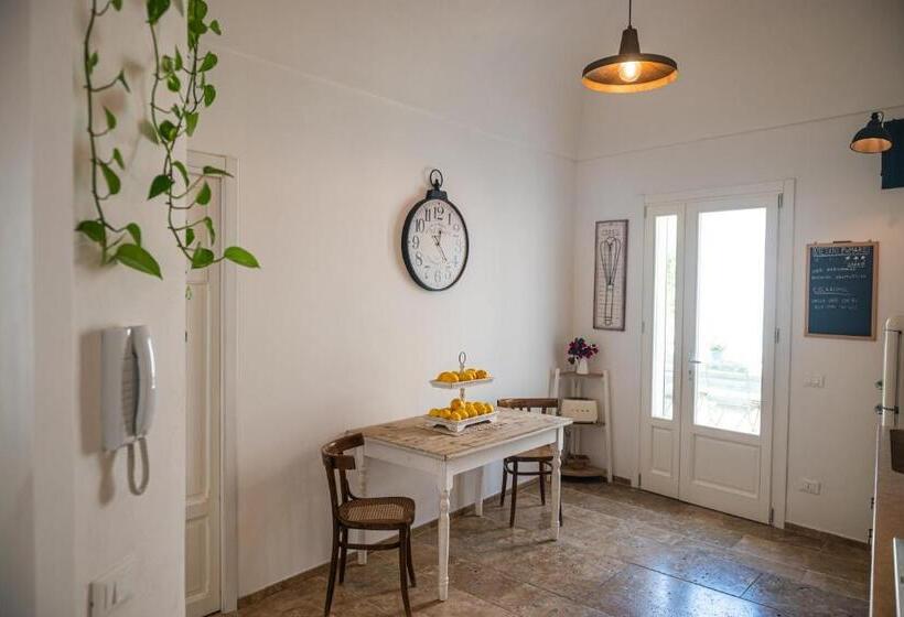 تختخواب و صبحانه Meridiano12