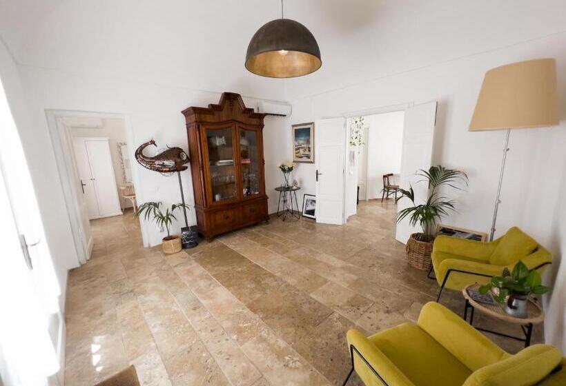 تختخواب و صبحانه Meridiano12