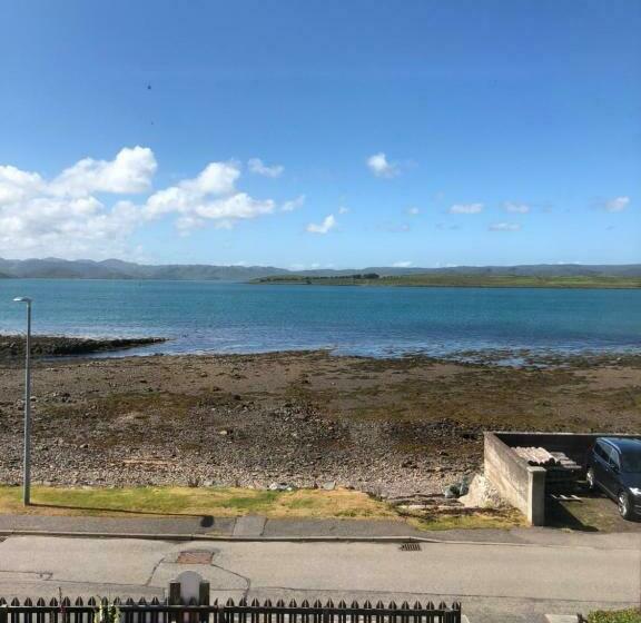 ベッドアンドブレックファースト Old Police House