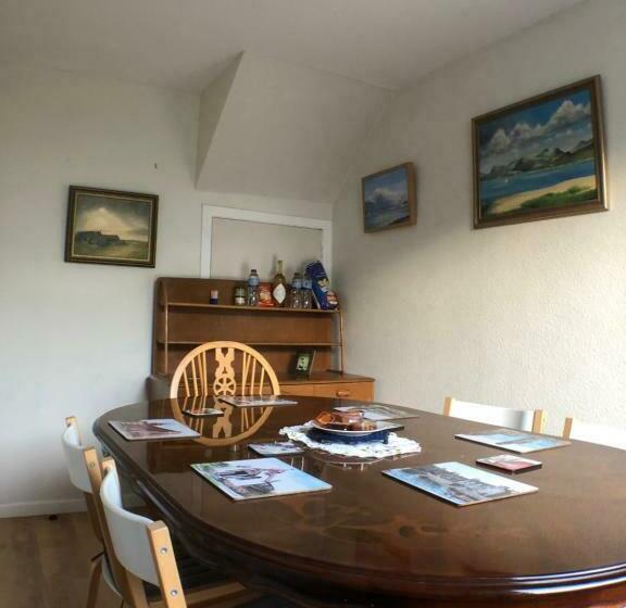 ベッドアンドブレックファースト Old Police House