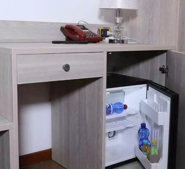 تختخواب و صبحانه Policlinico Happy Home