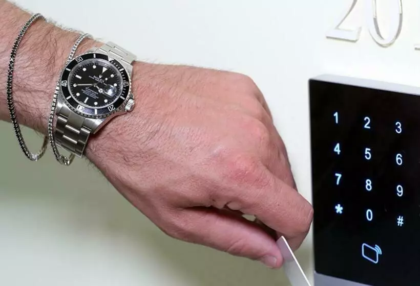 تختخواب و صبحانه Policlinico Happy Home