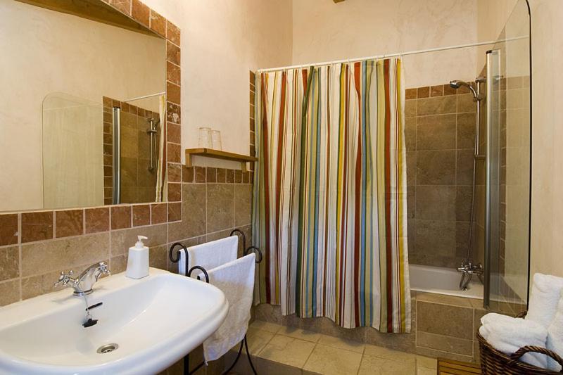 هتل Agroturismo Sa Vall