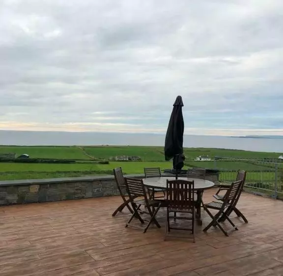 Majatalo Killard House