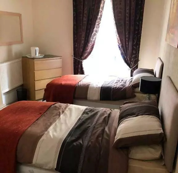 Aamiaismajoitus (B&B) Wellington Tavern Accommodation