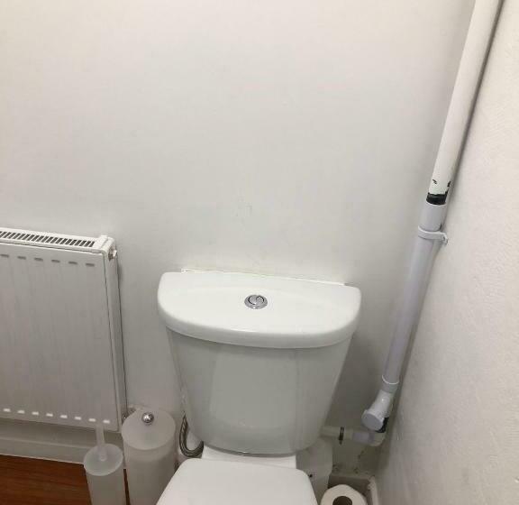 مبيت وإفطار Wellington Tavern Accommodation