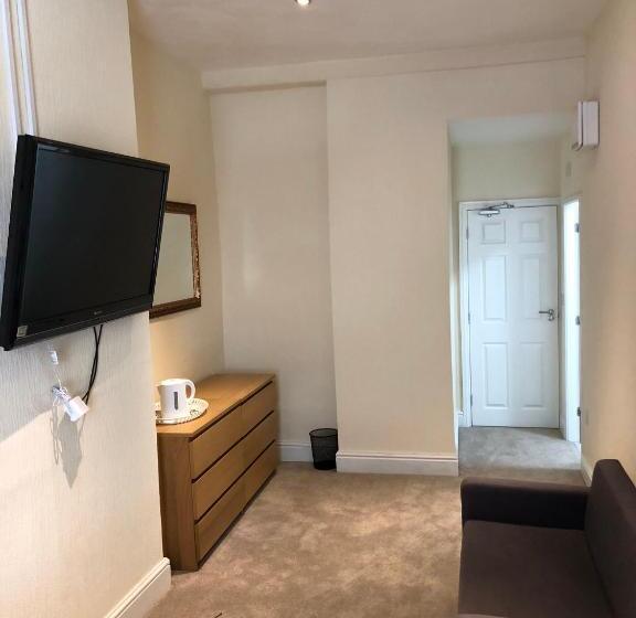 مبيت وإفطار Wellington Tavern Accommodation