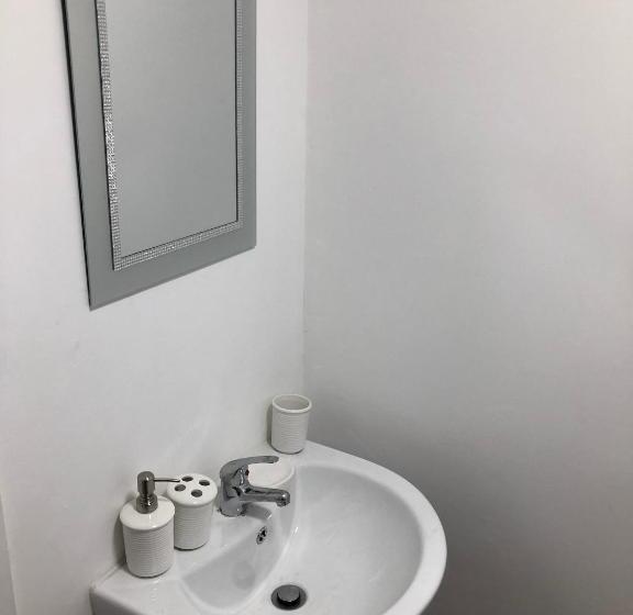 مبيت وإفطار Wellington Tavern Accommodation