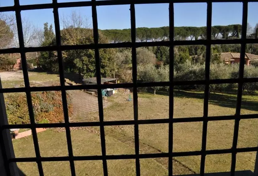 ベッドアンドブレックファースト Casale Vicino Al Golf Nazionale