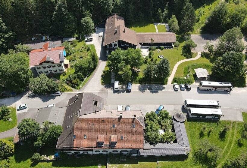 צימר Pension Almhof Baumgarten