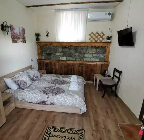 ホテル My House