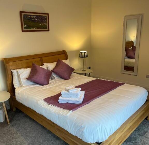 Szálloda Old Irish Farmhouse