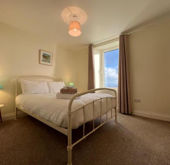 Szálloda Old Irish Farmhouse