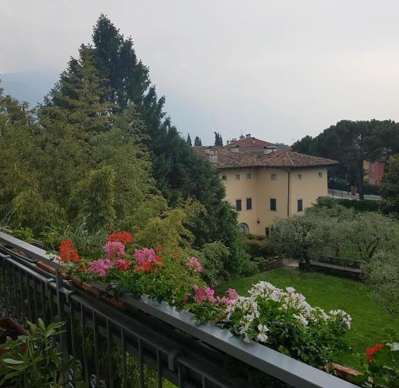 بنسيون Eagle Rooms