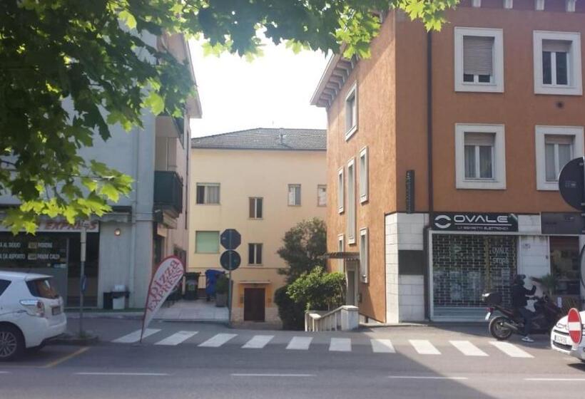 بنسيون Eagle Rooms