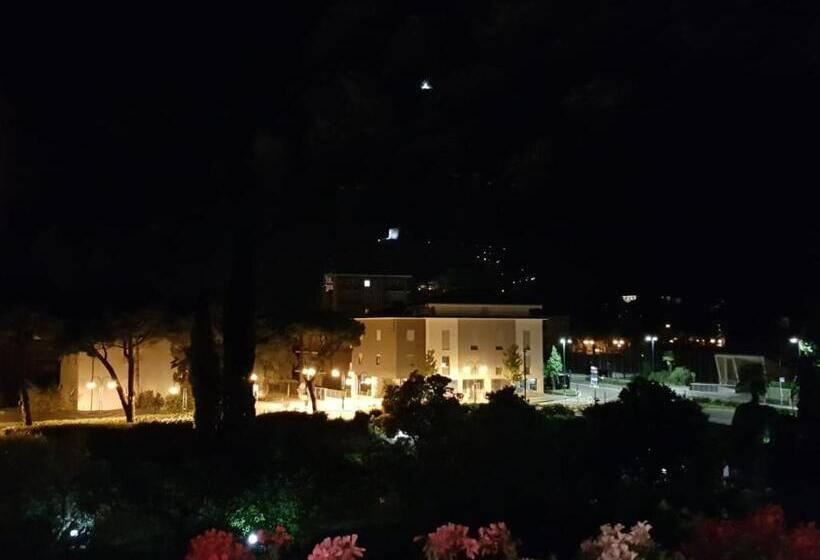 بنسيون Eagle Rooms