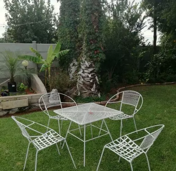 Majatalo Mom S Place