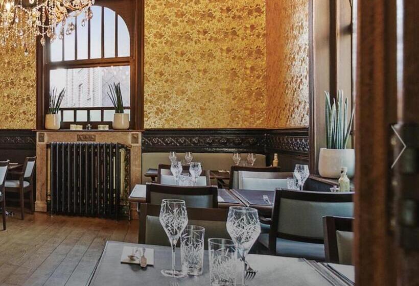 تختخواب و صبحانه Clementine