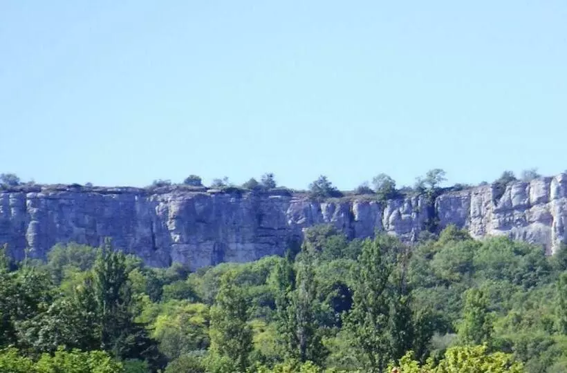 Aamiaismajoitus (B&B) Domaine De La Corgette