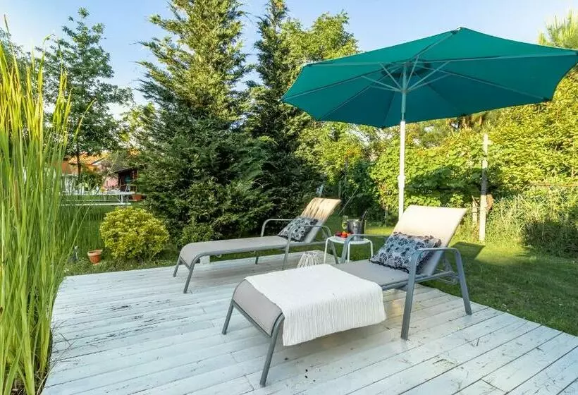 Aamiaismajoitus (B&B) Garden Loft